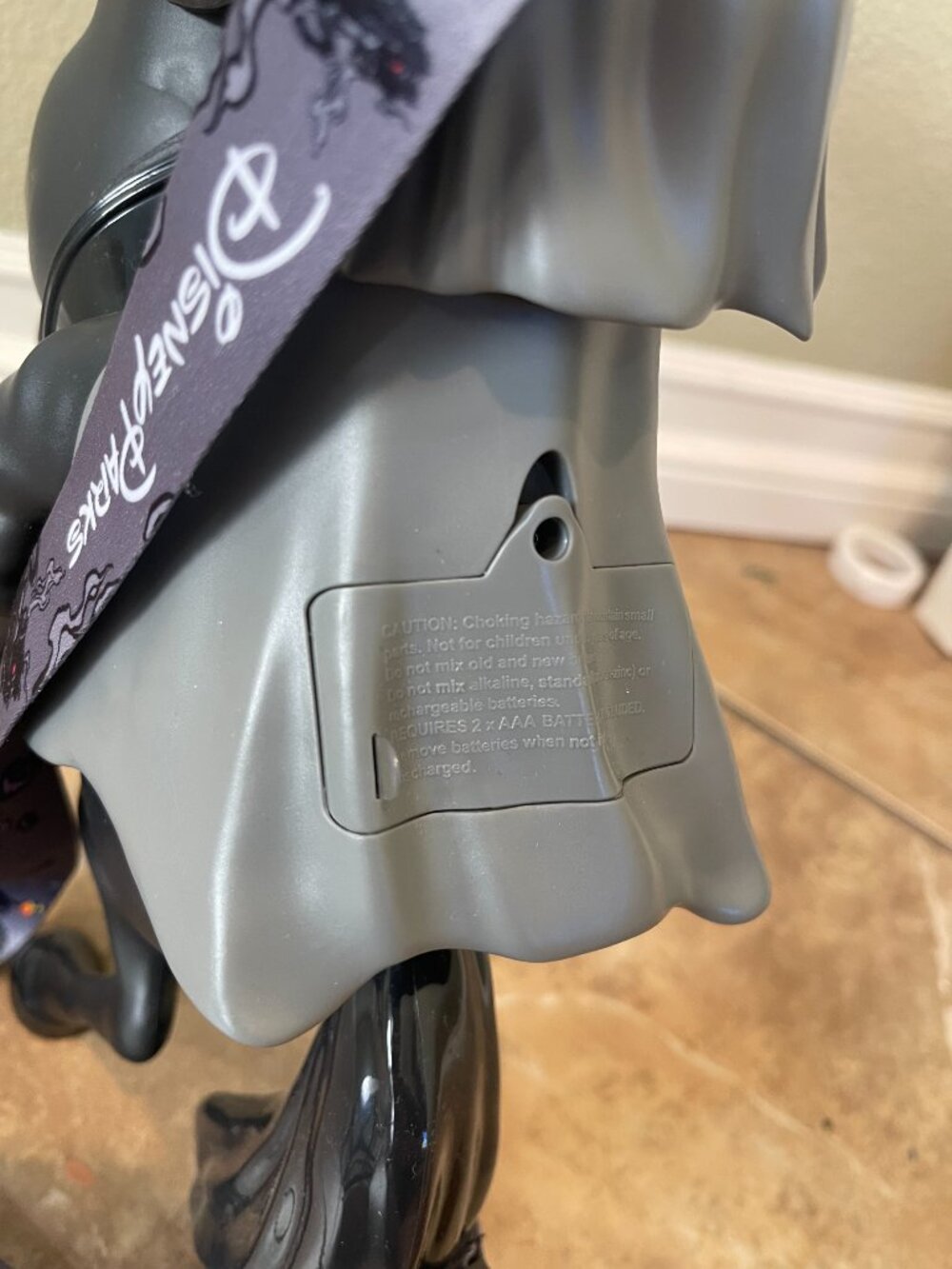 Disney Oogie Boogie Bash 2026 Headless Horseman Light Up Popcorn Bucket - Picture 3 of 6